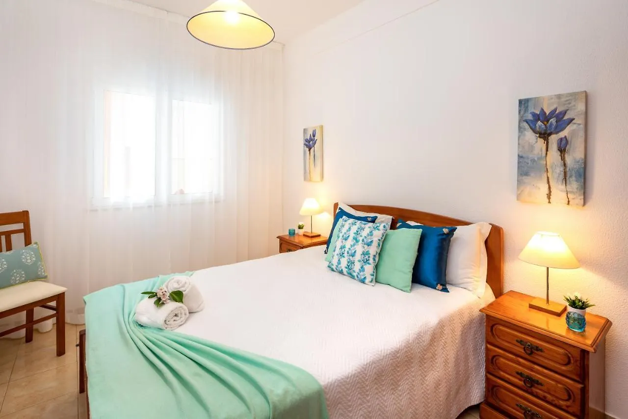 Apartment Apartamento Pe Na Areia, Armacao De Pera
